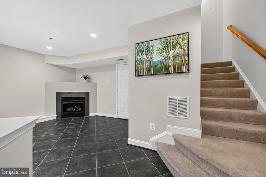 1031 Gaither Rd, Rockville, MD 20850 - #3