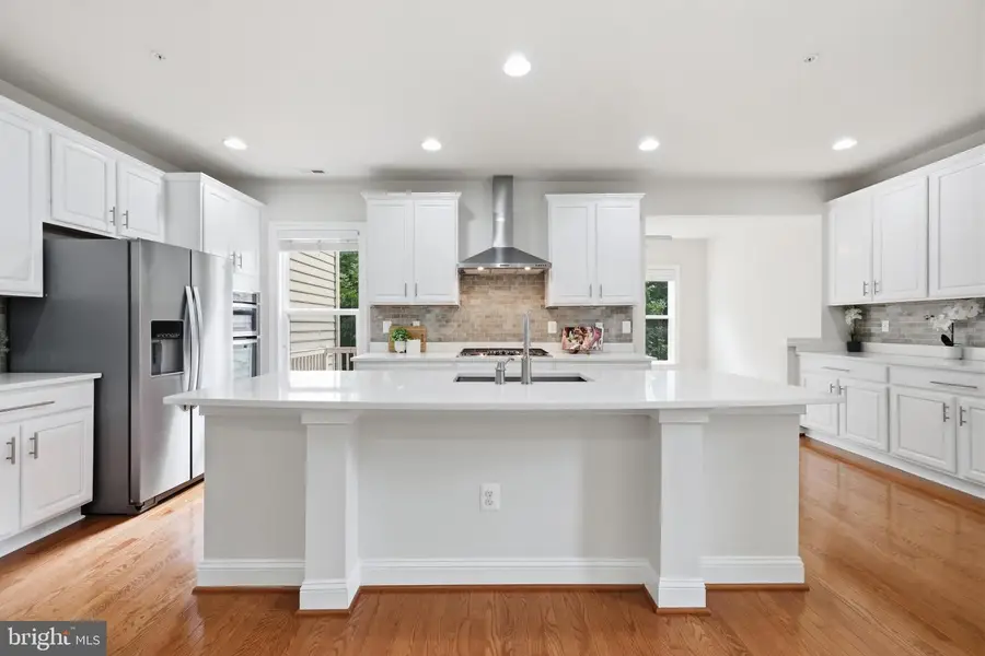 11808 Mango Ln, North Potomac, MD 20878 - #2