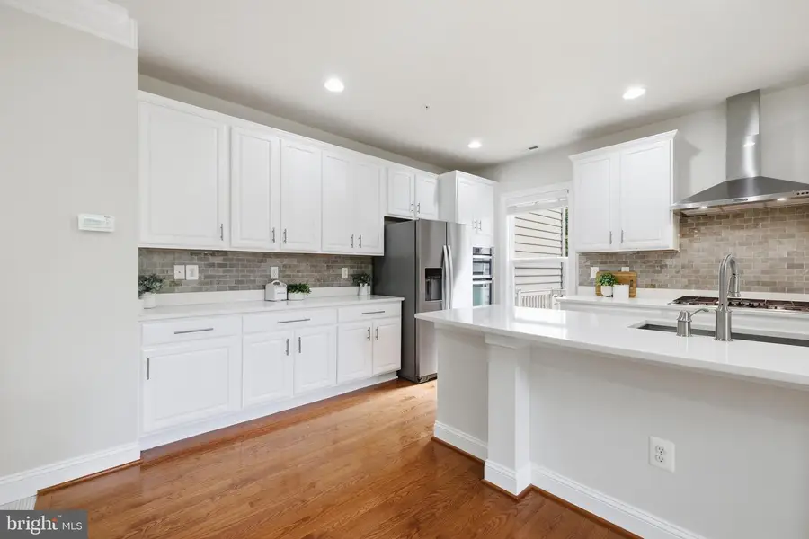 11808 Mango Ln, North Potomac, MD 20878 - #3