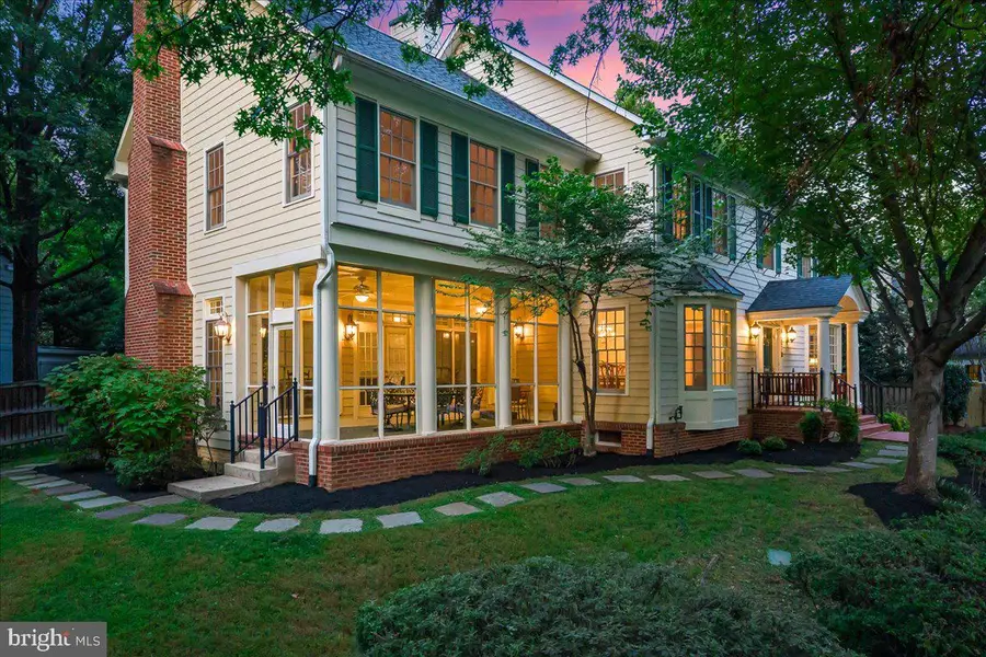 6807 Meadow Ln, Chevy Chase, MD 20815 - #2