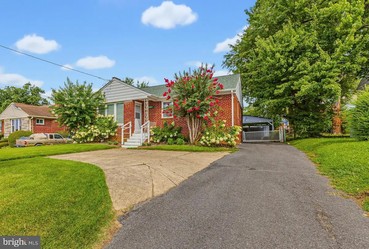 3507 Randolph Rd, Silver Spring, MD 20902 - #1