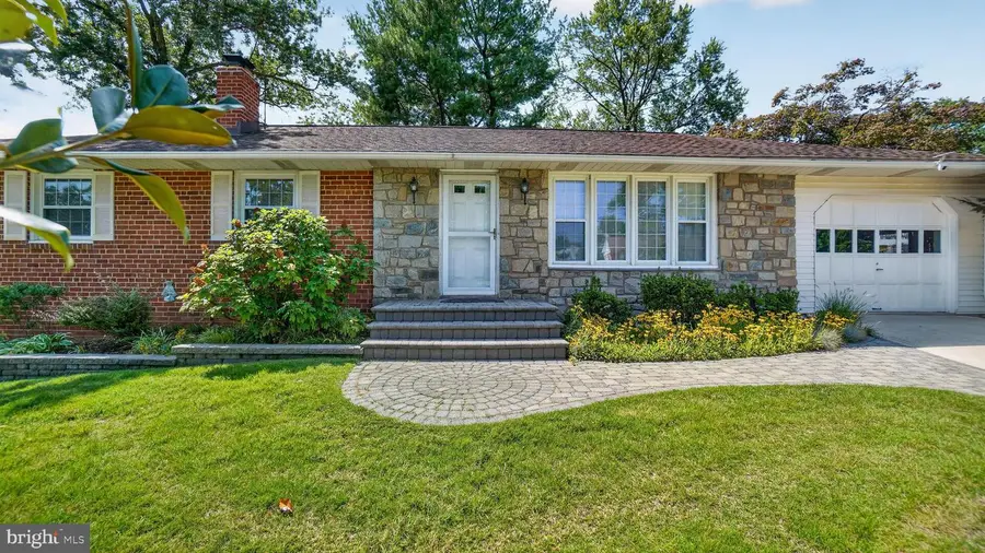 3131 Castleleigh Rd, Silver Spring, MD 20904 - #2
