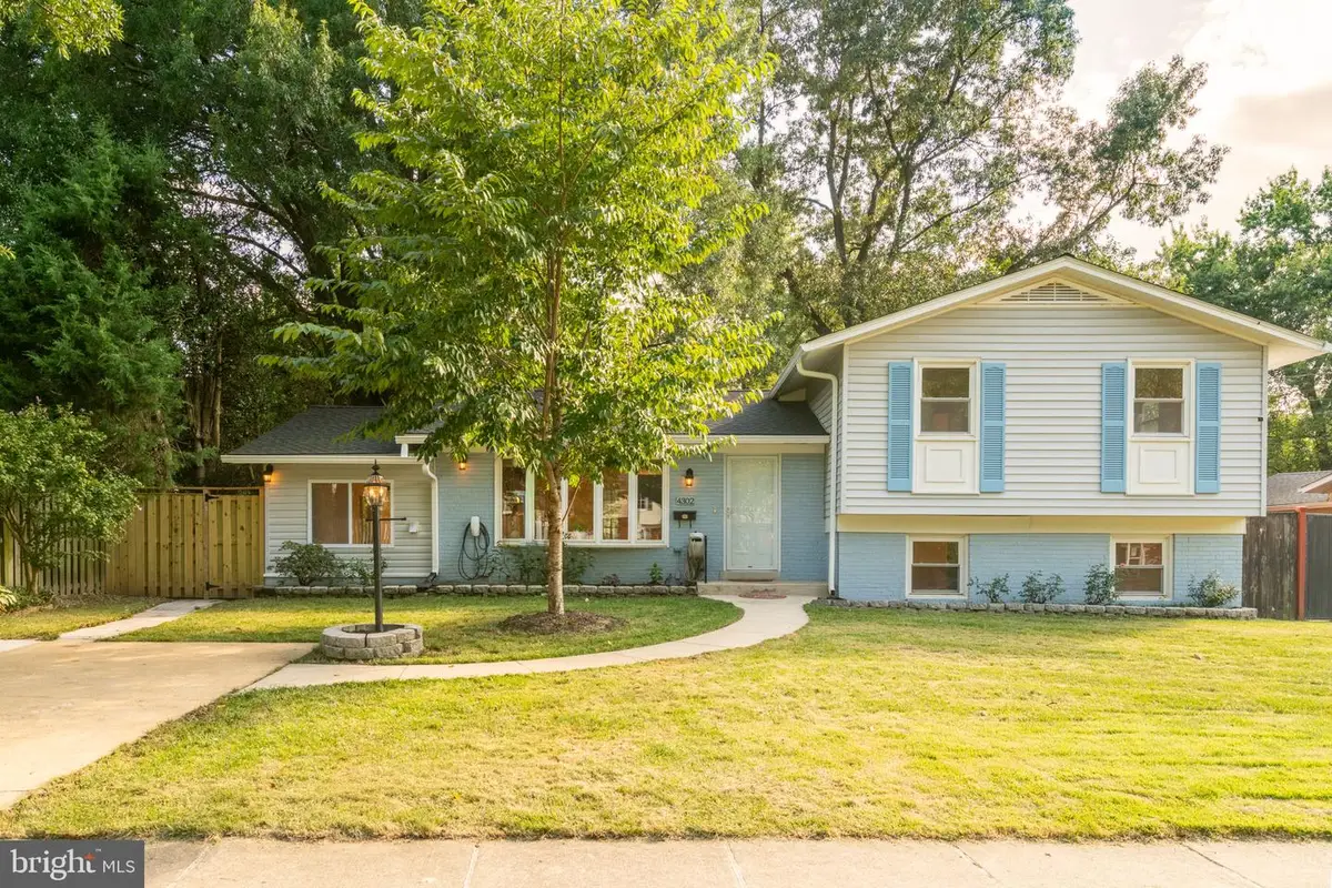 4302 Bel Pre Rd, Rockville, MD 20853 - #1