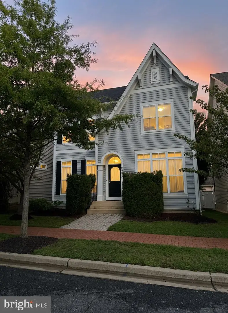 12953 Clarks Crossing Dr, Clarksburg, MD 20871 - #1