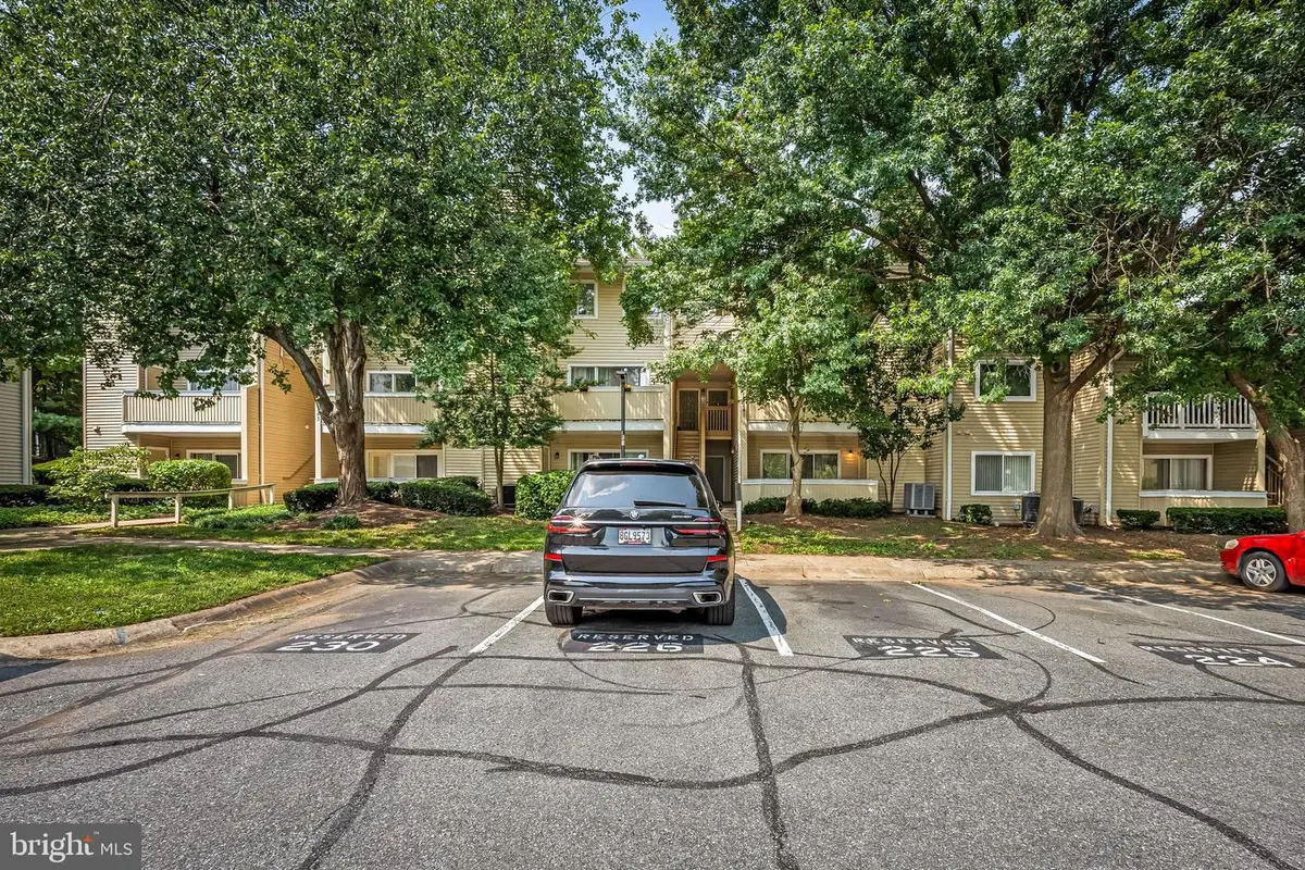 18241 Swiss Cir #4, Germantown, MD 20874 - #1