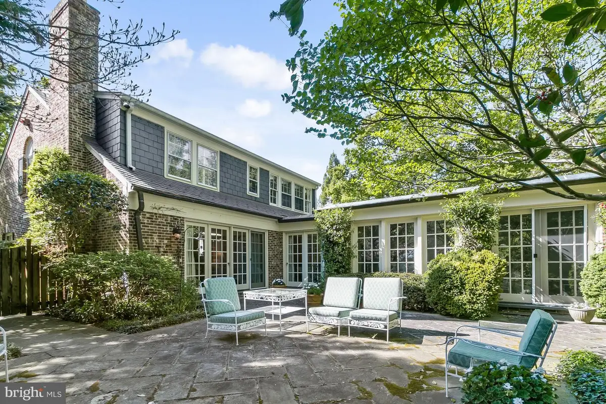 4423 Boxwood Rd, Bethesda, MD 20816 - #1