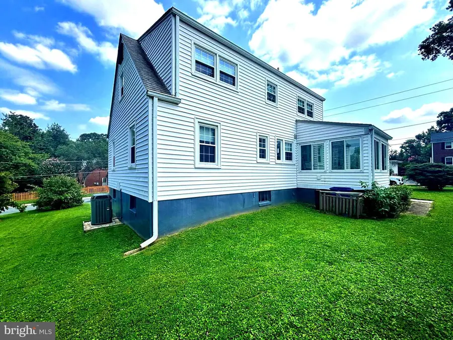319 Saint Lawrence Dr, Silver Spring, MD 20901 - #2