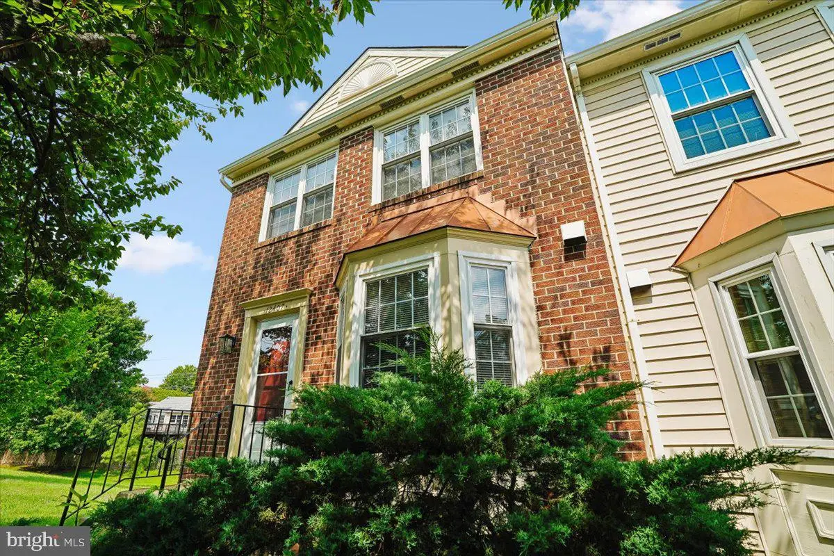 12407 Herrington Manor Dr, Silver Spring, MD 20904 - #1