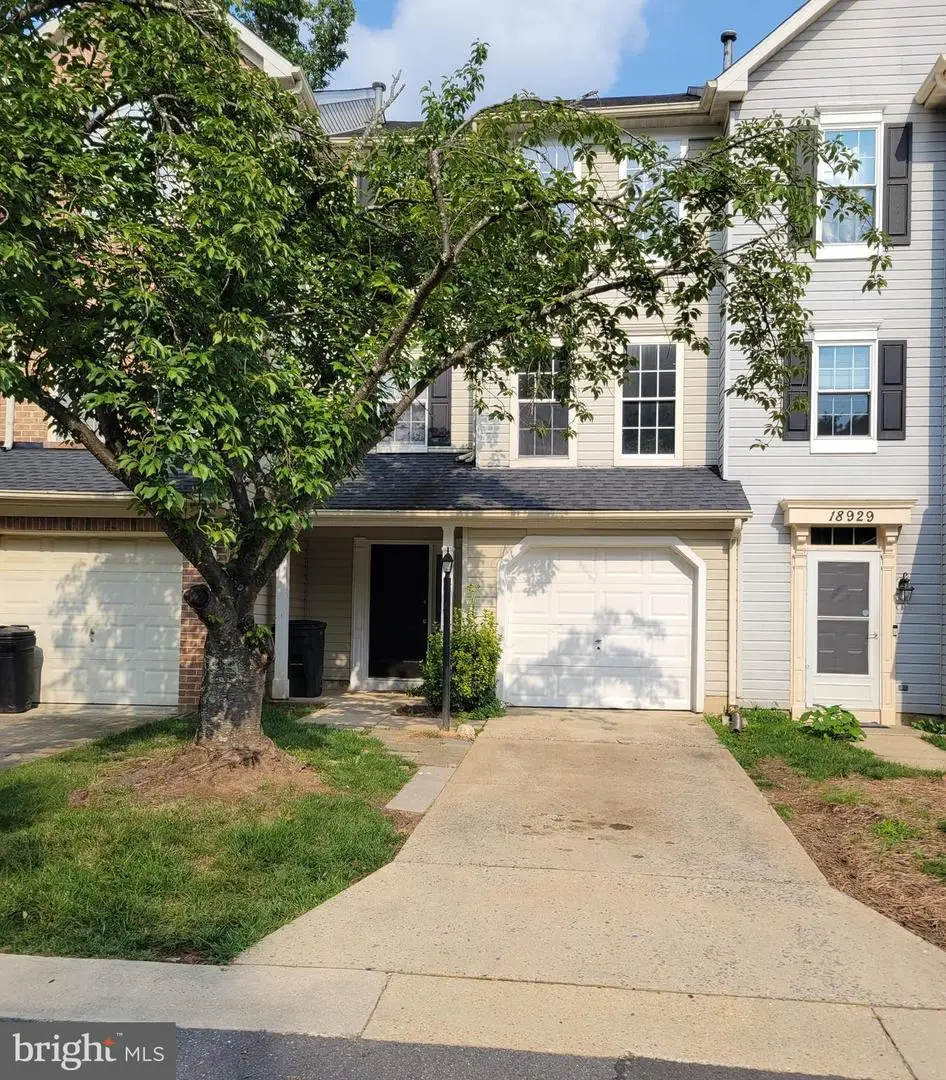 18931 Quiet Oak Ln, Germantown, MD 20874 - #1