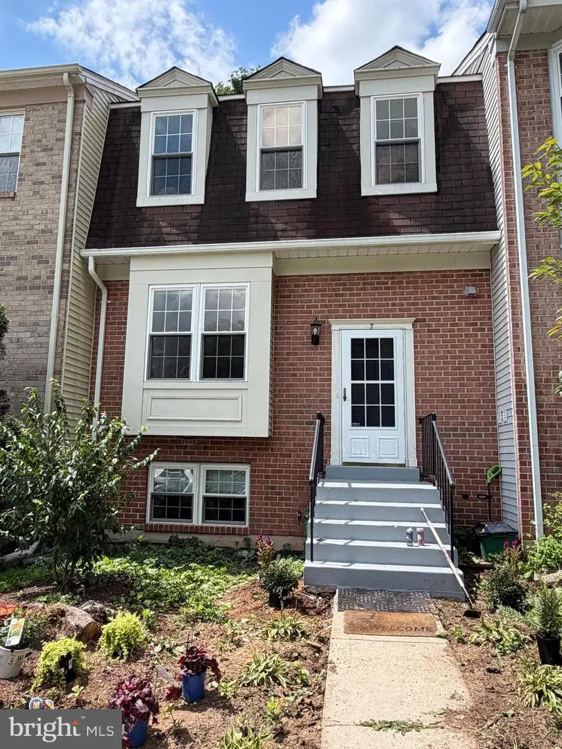 7 Narrowleaf Ct, Gaithersburg, MD 20878 - #1