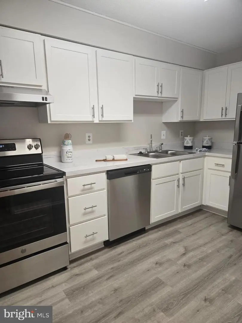 15100 Interlachen Dr #4-420, Silver Spring, MD 20906 - #3