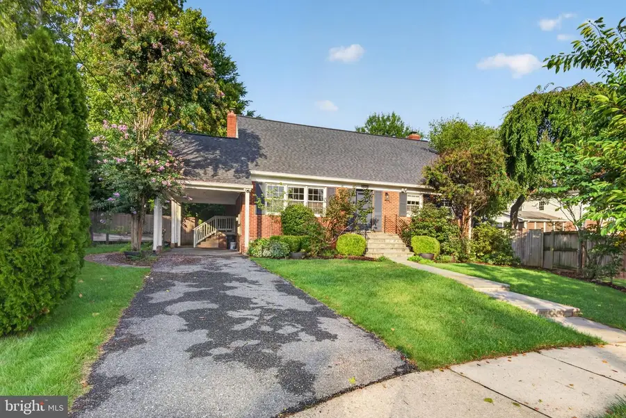 6013 Kingsford Ct, Bethesda, MD 20817 - #2