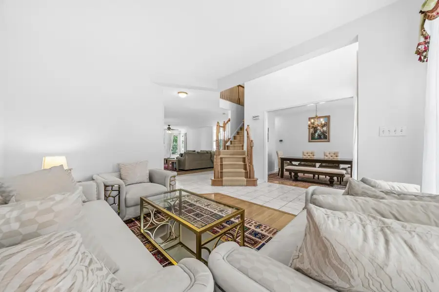 112 Canfield Hill Dr, Gaithersburg, MD 20878 - #3