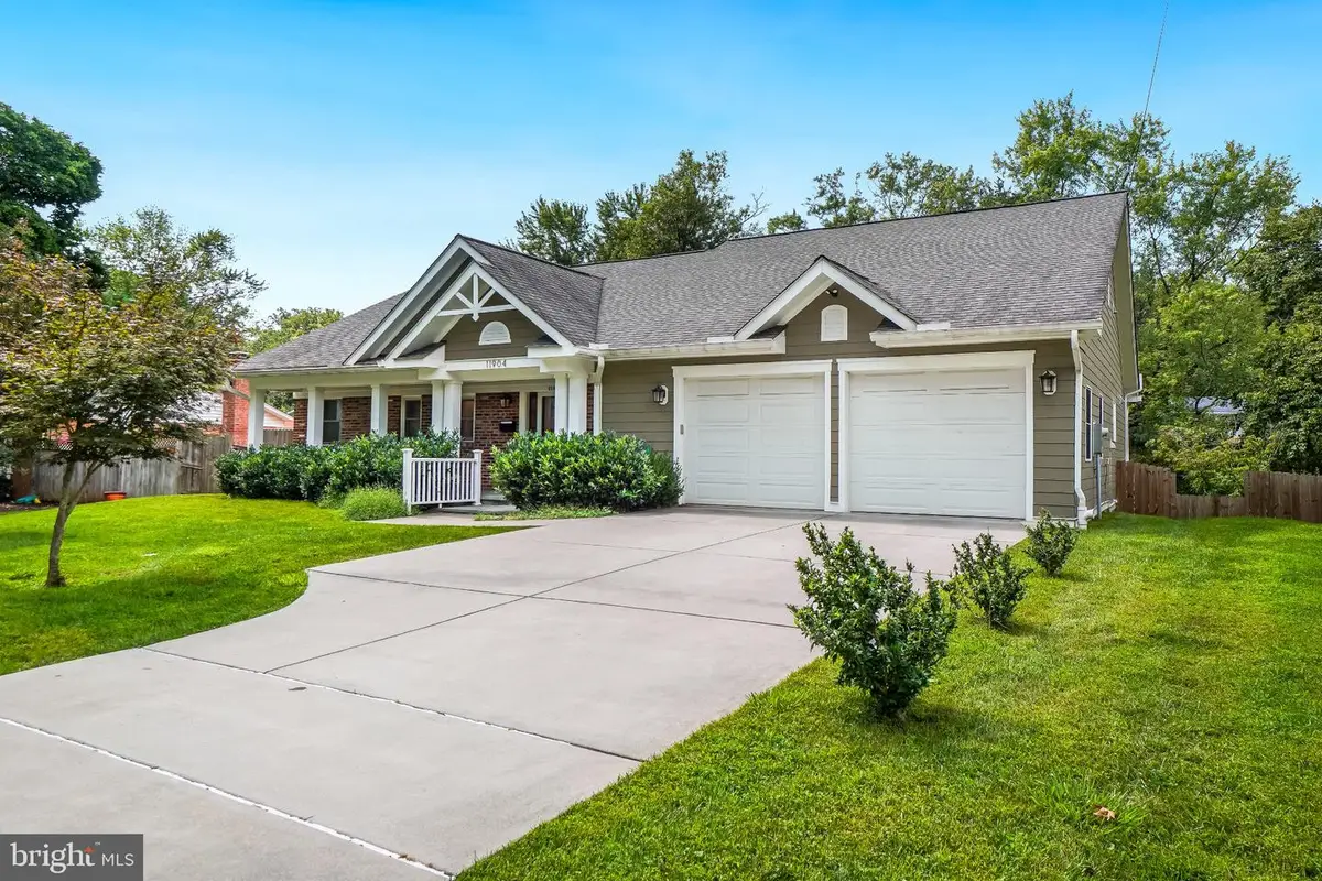 11904 Renwood Ln, North Bethesda, MD 20852 - #1