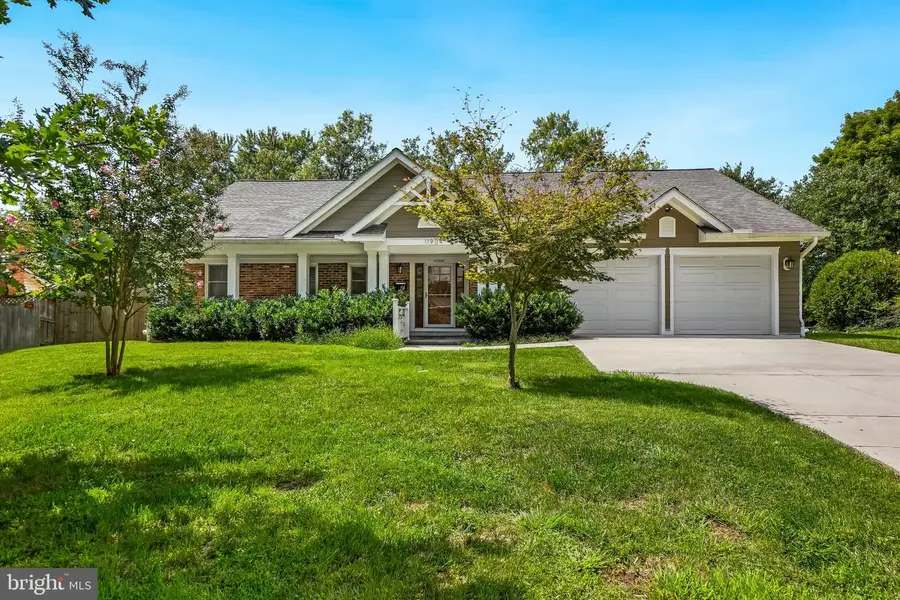 11904 Renwood Ln, North Bethesda, MD 20852 - #2