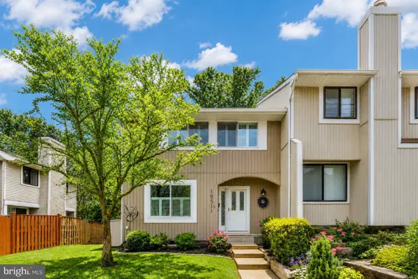 18511 Eagles Roost Dr, GERMANTOWN, MD 20874