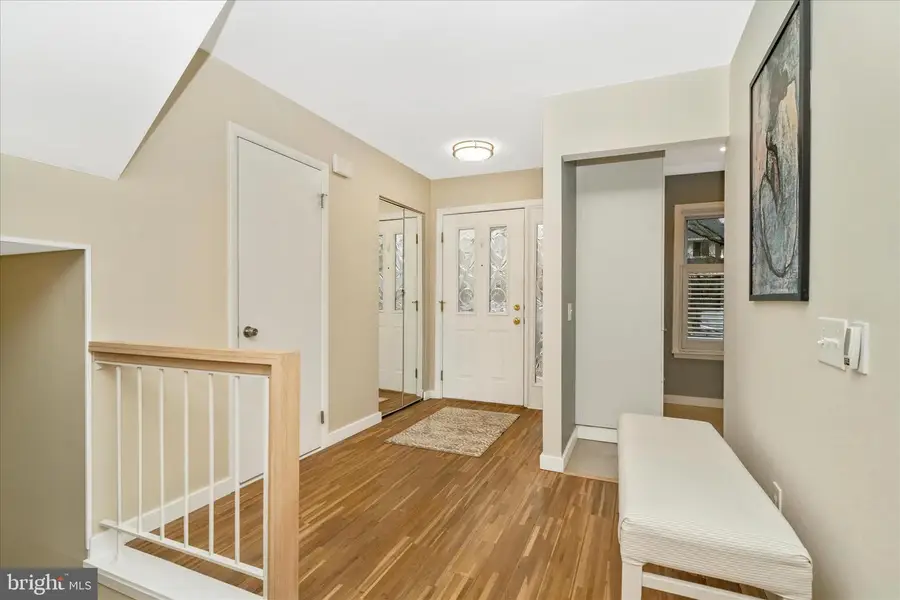 18511 Eagles Roost Dr, Germantown, MD 20874 - #3