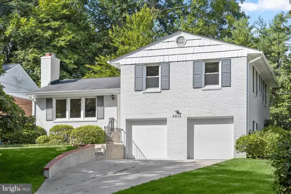 8212 Hawthorne Rd, BETHESDA, MD 20817