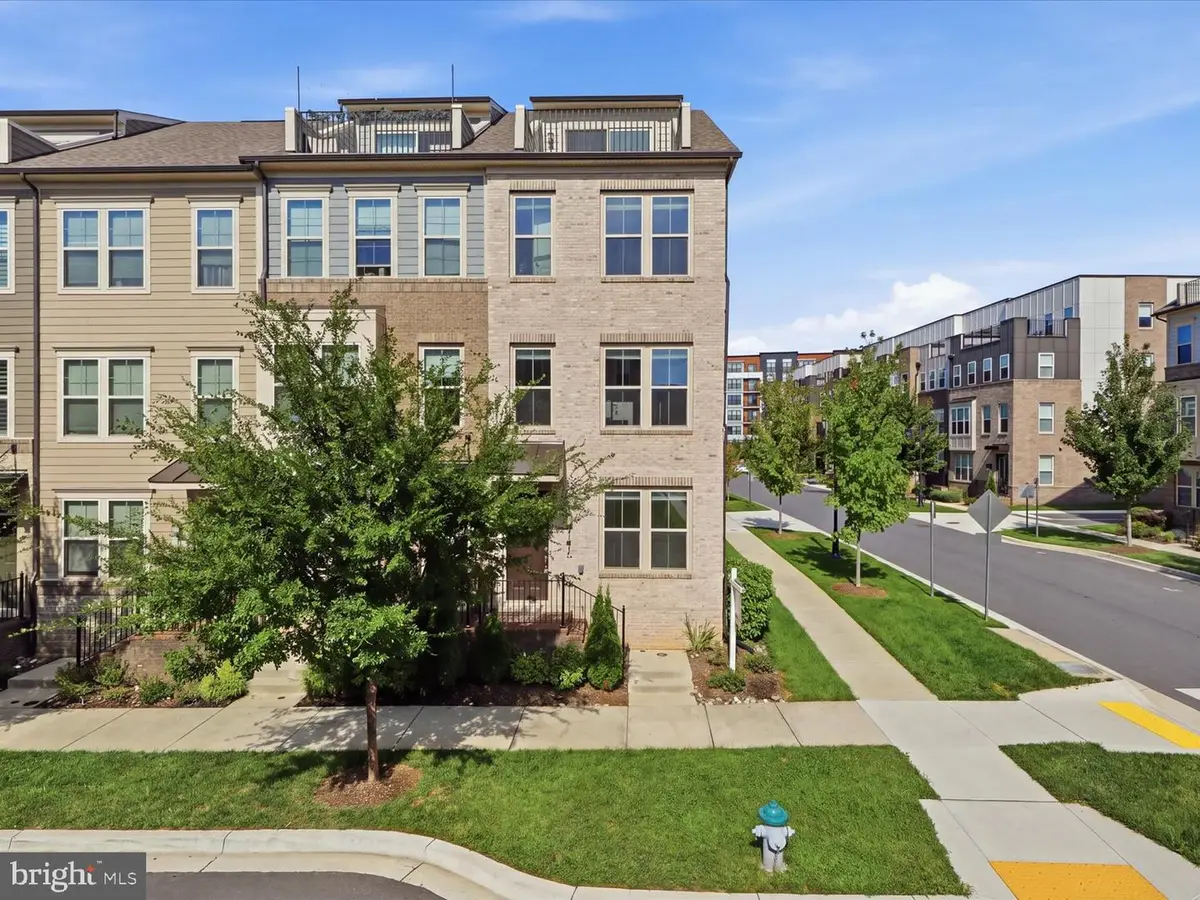 101 Stowe Dr, Gaithersburg, MD 20878 - #1