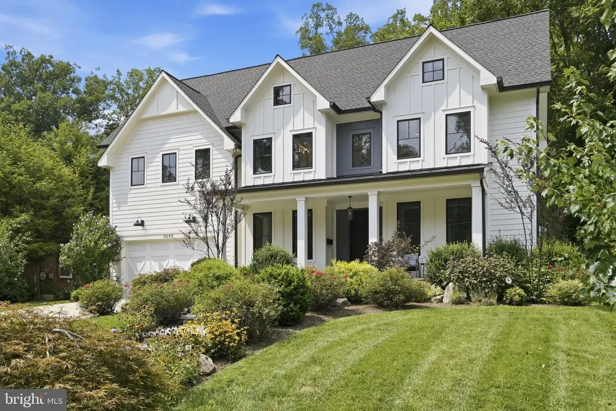 5644 Bent Branch Rd, Bethesda, MD 20816 - #1