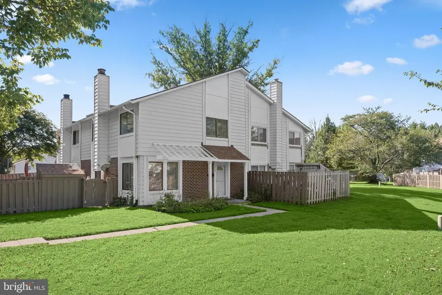 18704 Paprika Ct, Germantown, MD 20874 - #2