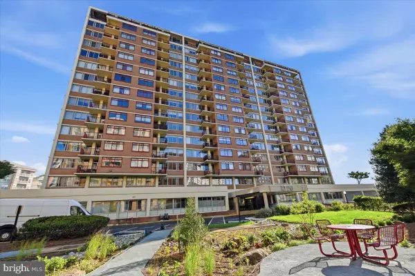 1220 Blair Mill Rd #1008, SILVER SPRING, MD 20910