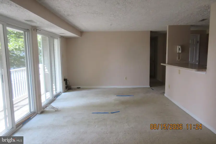 301 Palmspring Dr #7, Gaithersburg, MD 20878 - #2