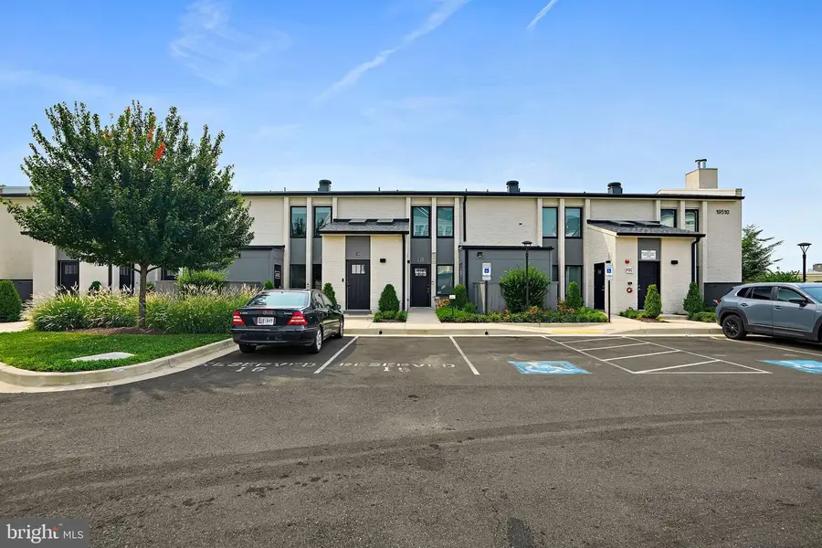 19510 Village Walk Dr #1-102, Montgomery Village, MD 20886 - #2