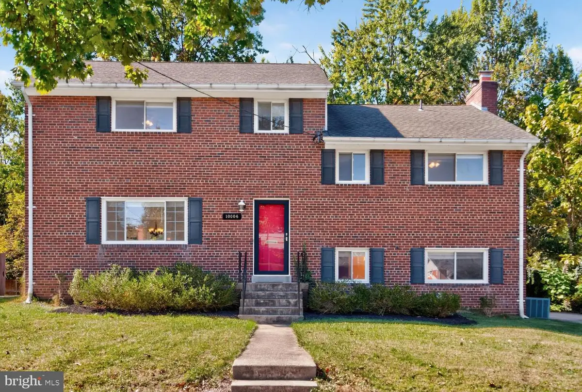 10004 Belhaven Rd, Bethesda, MD 20817 - #1