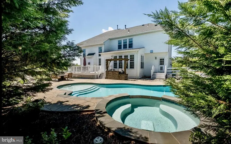 19623 Hoover Farm Dr, Gaithersburg, MD 20882 - #2