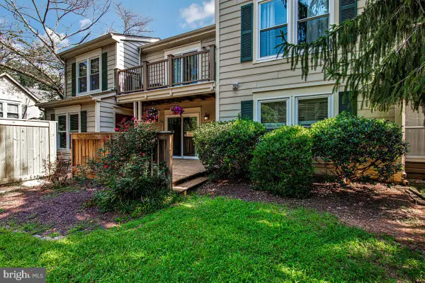 20103 Waterside Dr #127, GERMANTOWN, MD 20874
