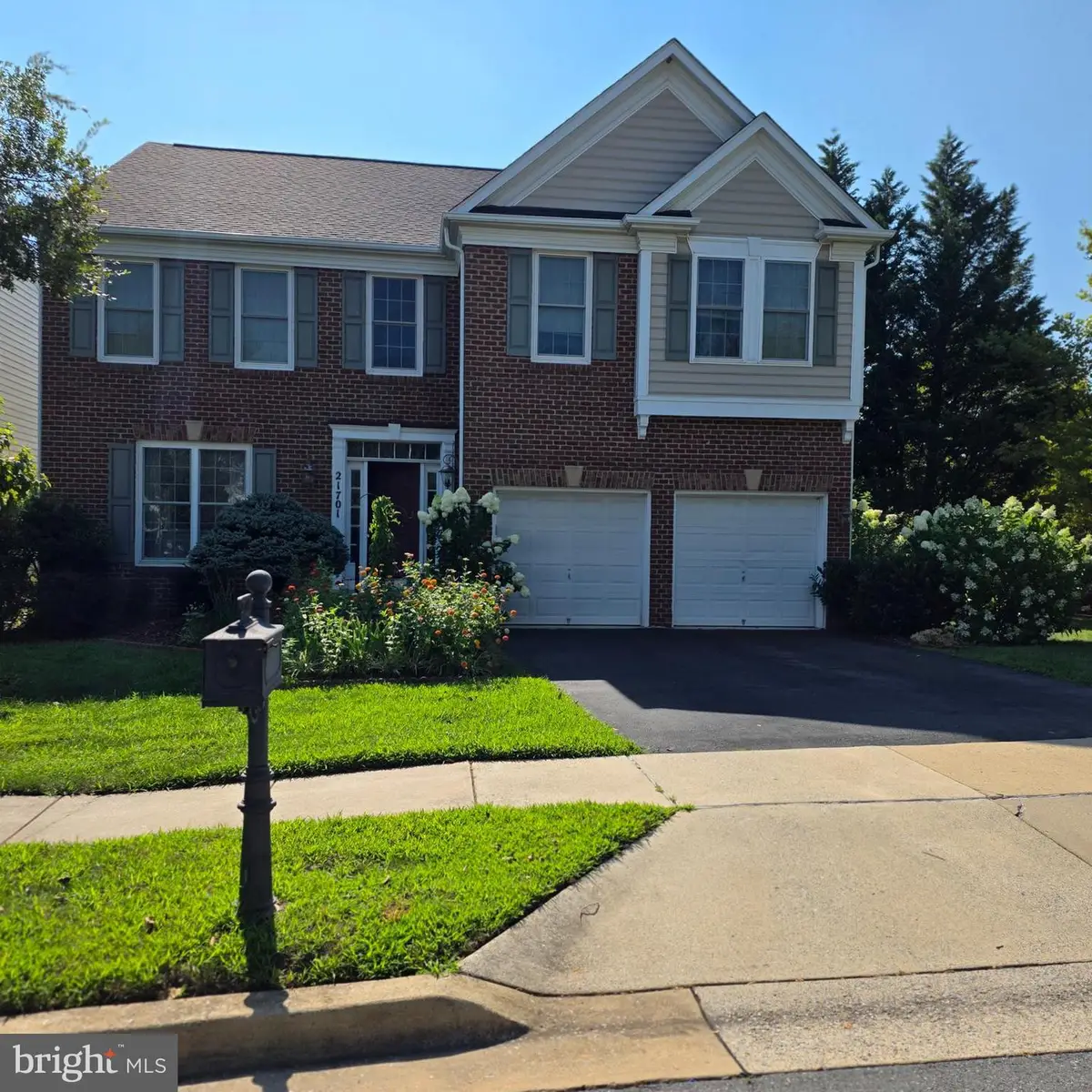 21701 Seneca Ayr Dr, Boyds, MD 20841 - #1