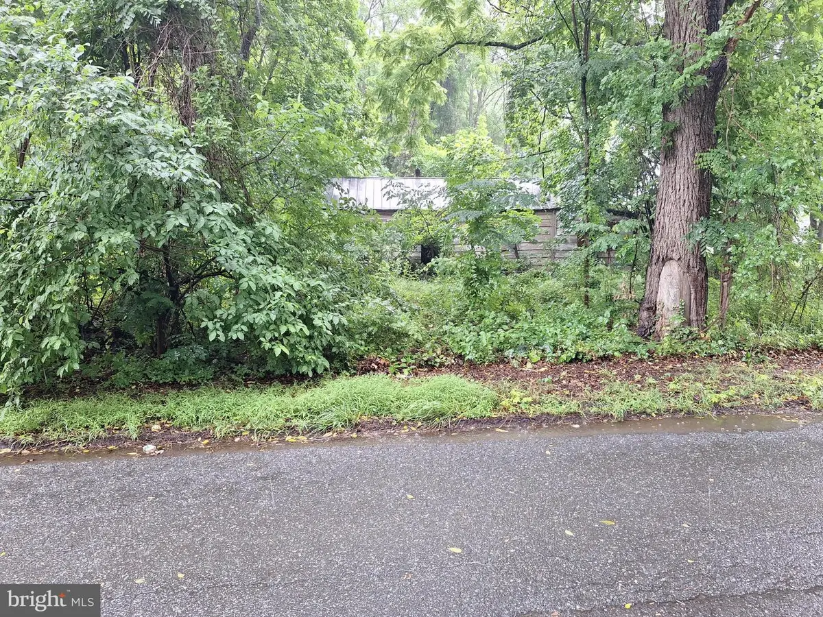 19911 Zion Rd, Brookeville, MD 20833 - #1