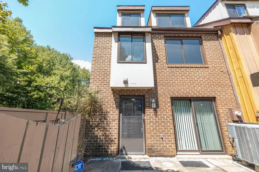 9900 Forest View Place, Montgomery Village, MD 20886 - #2