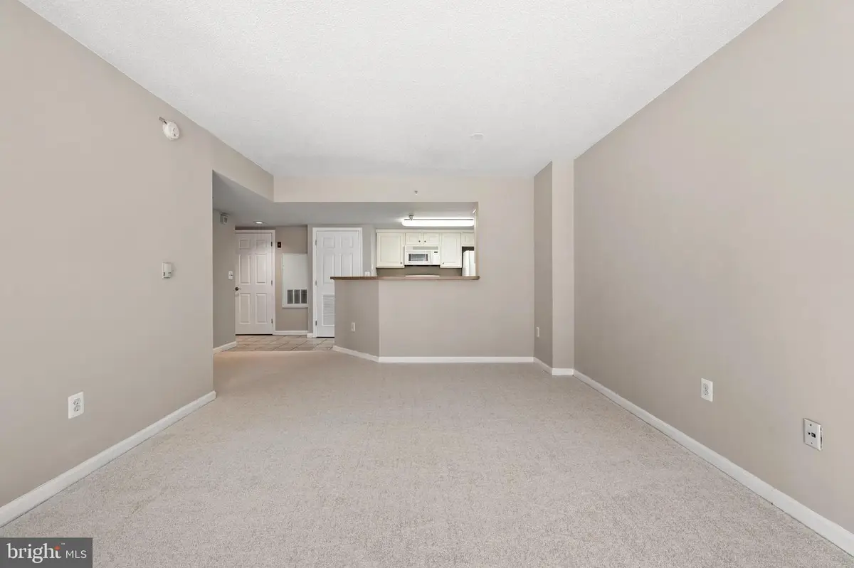 11710 Old Georgetown Rd #722, North Bethesda, MD 20852 - #1