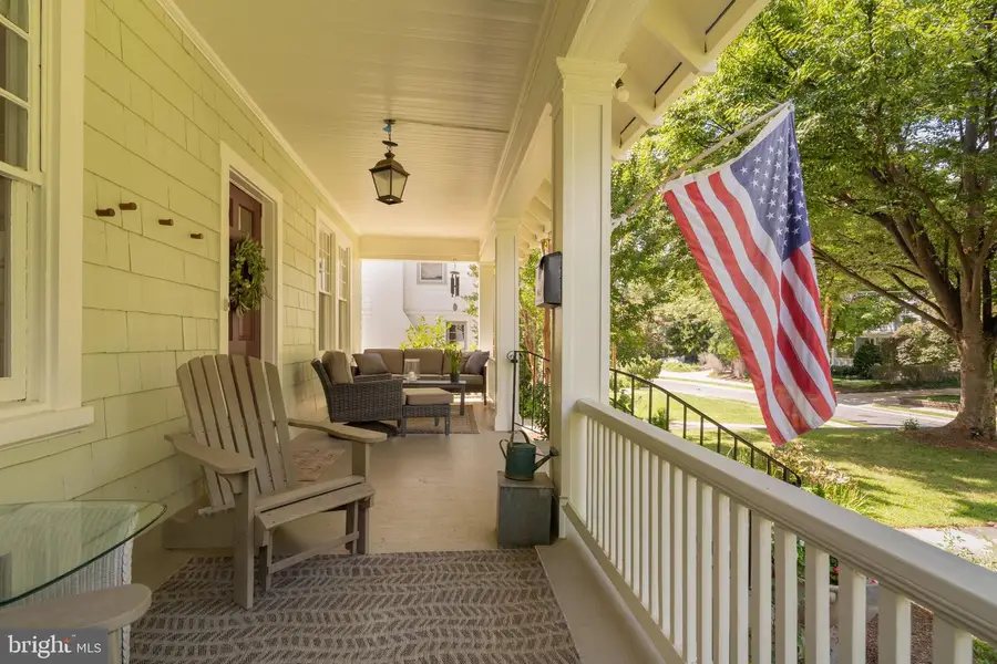 3612 Shepherd St, Chevy Chase, MD 20815 - #3