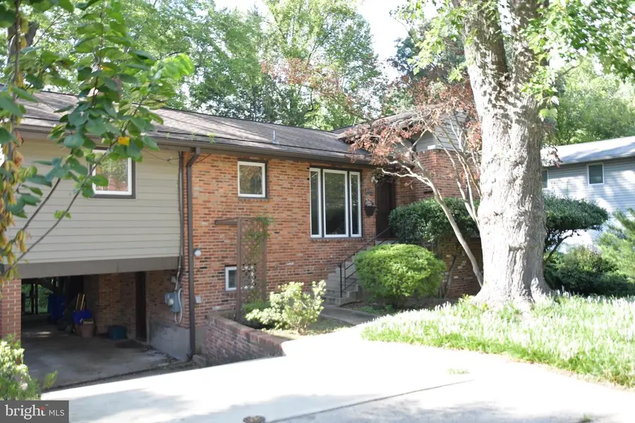 6408 W Halbert Rd, Bethesda, MD 20817 - #2