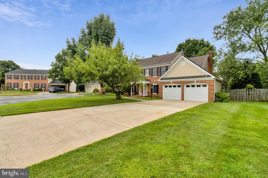 15804 Seurat Dr, North Potomac, MD 20878 - #3