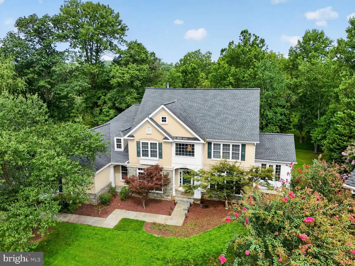 10313 Cavanaugh Ct, Rockville, MD 20850 - #1