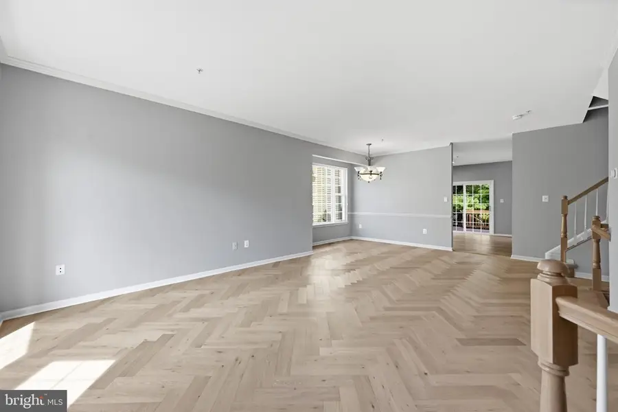 111 Longpoint Way, Gaithersburg, MD 20878 - #3