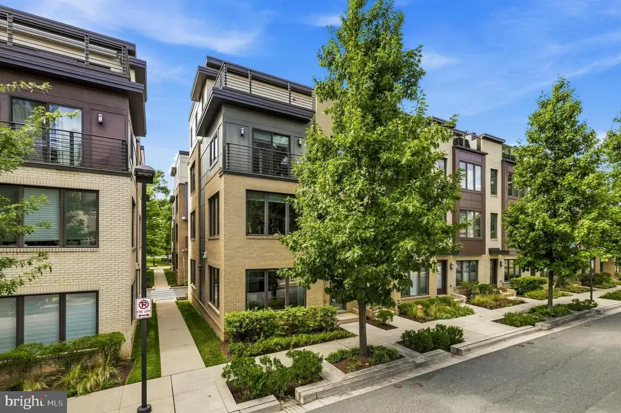 6617 Eames Way, Bethesda, MD 20817 - #2