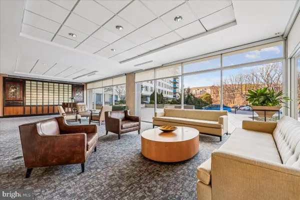 10500 Rockville Pike #1327, NORTH BETHESDA, MD 20852