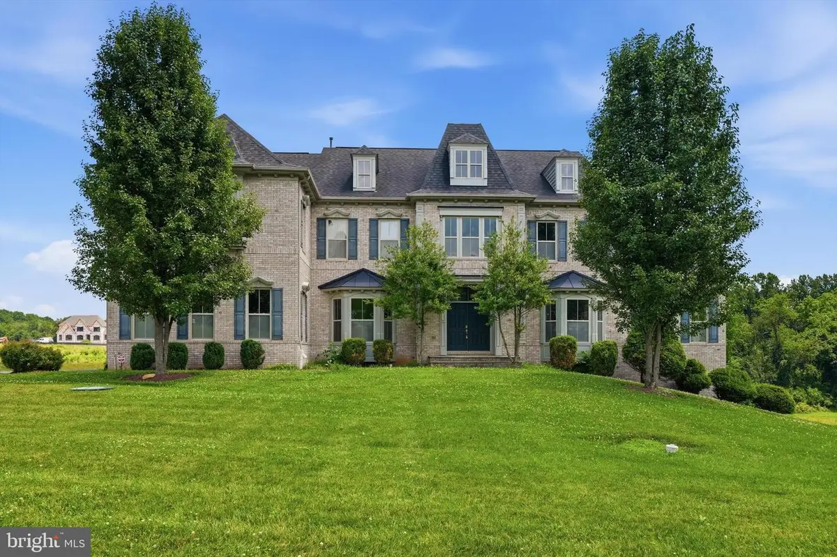 9010 Damascus Hills Ln, Damascus, MD 20872 - #1