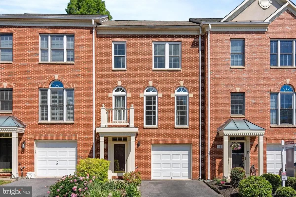 21 Blue Hosta Way, Rockville, MD 20850 - #1