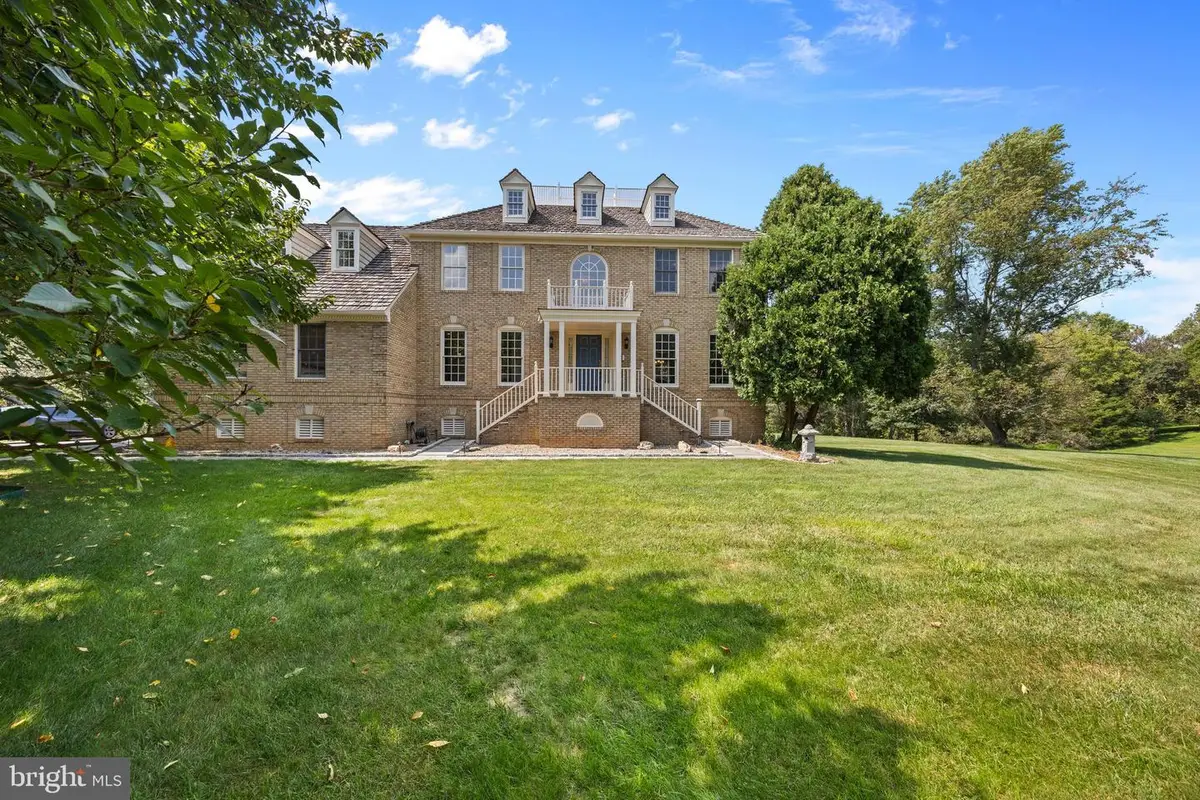 21800 Churchill Downs Ct, Laytonsville, MD 20882 - #1