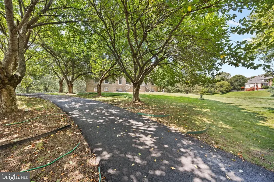 21800 Churchill Downs Ct, Laytonsville, MD 20882 - #3