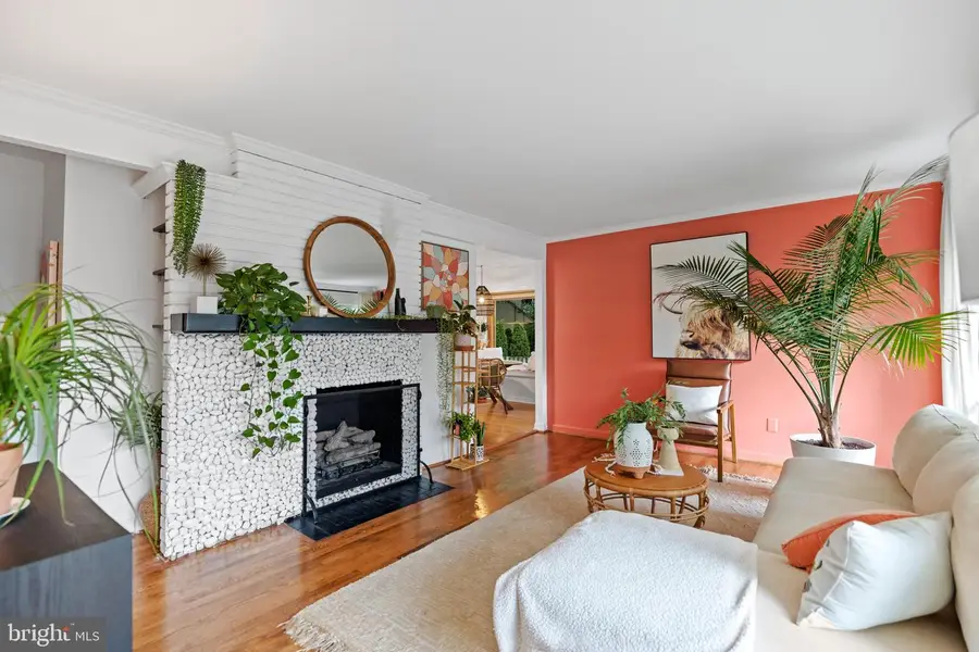 401 Cedar Ln, Rockville, MD 20851 - #2