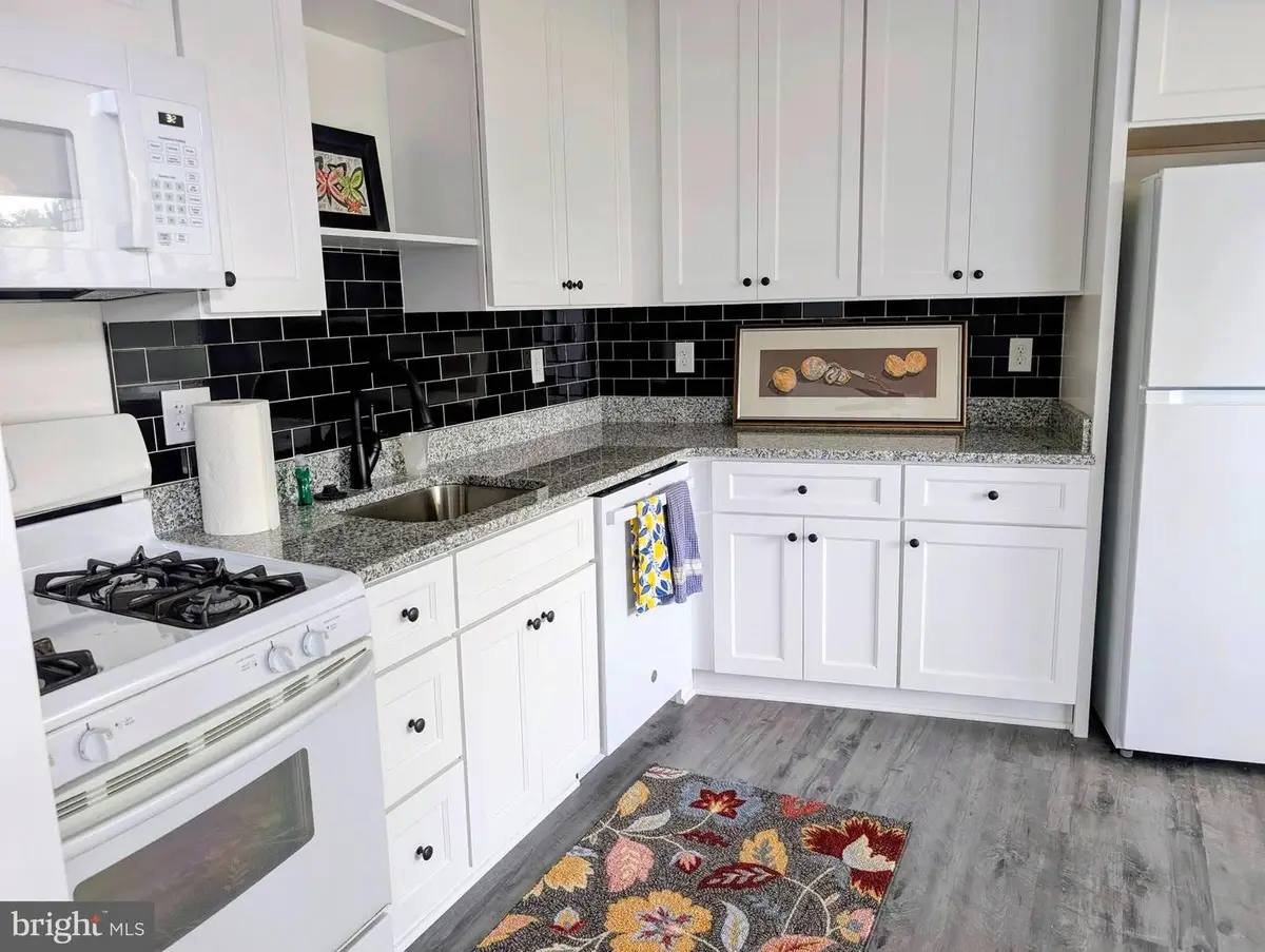 2515 Baltimore Rd #8, Rockville, MD 20853 - #1