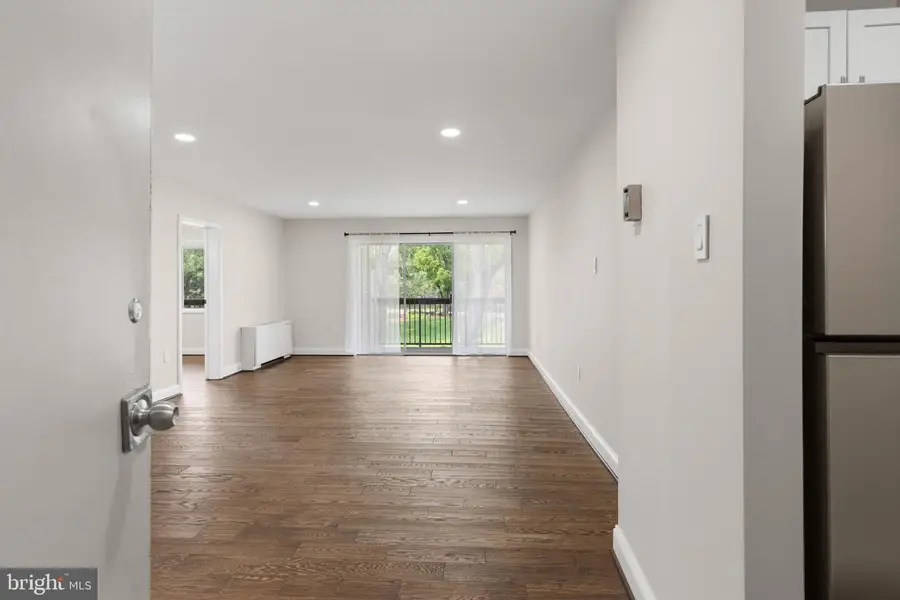 7400 Lakeview Dr #n402, Bethesda, MD 20817 - #2