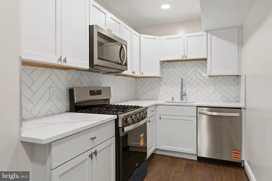7400 Lakeview Dr #n402, Bethesda, MD 20817 - #3